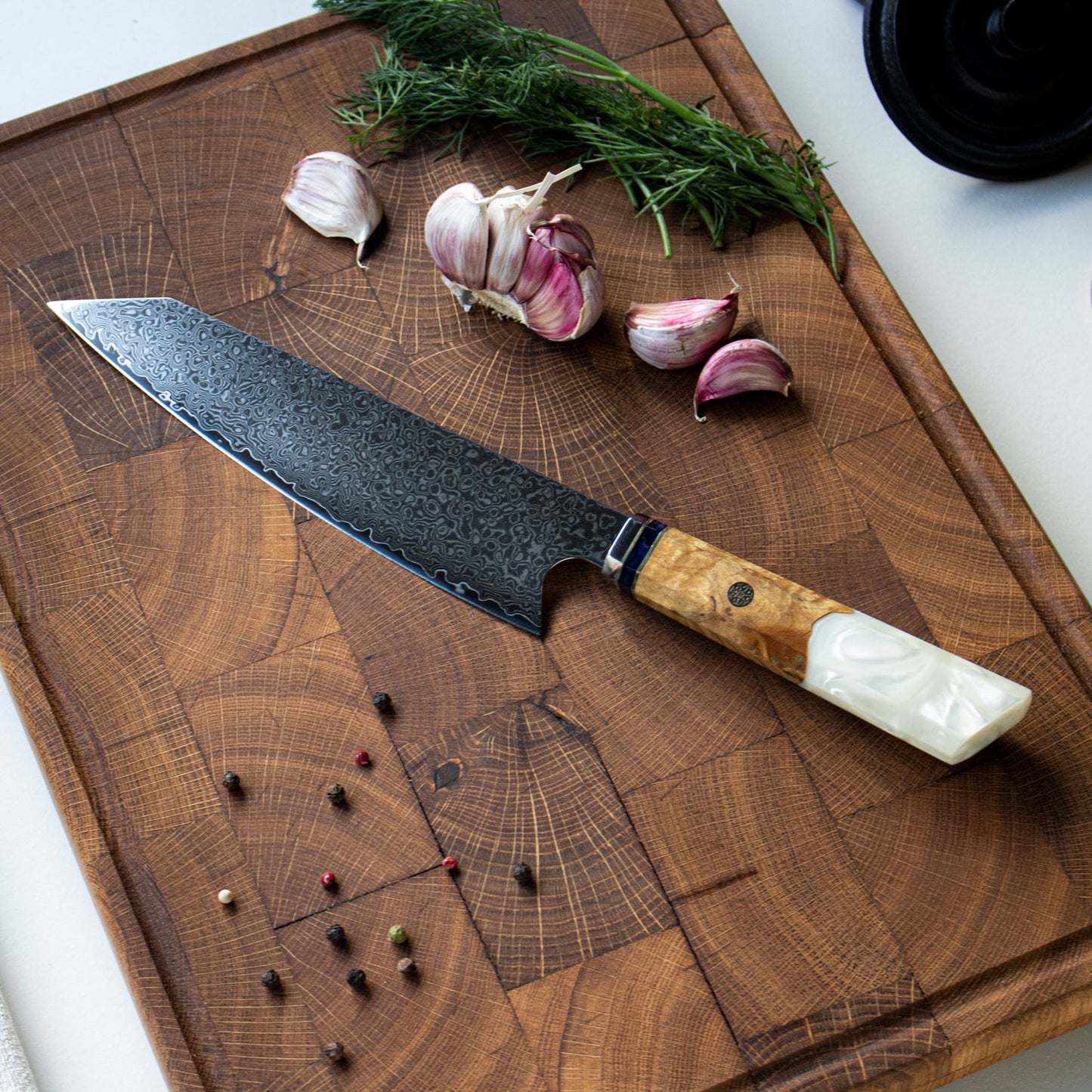 KIRITSUKE PRO™ - JAPANISCHE SCHNEIDEKUNST IN DAMASTSTAHL